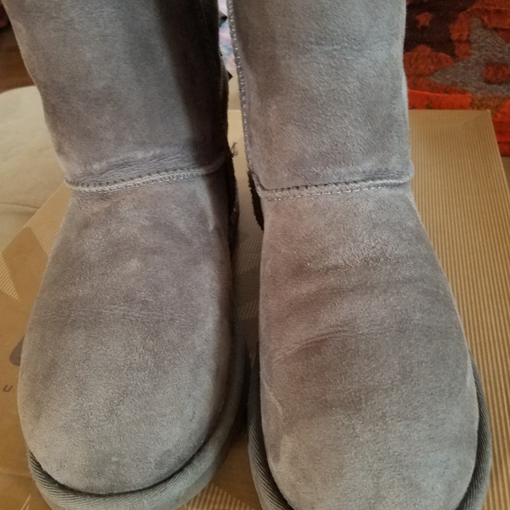 UGG BOOTS, K BAILEY BOW TALL, GRAY SZ 6